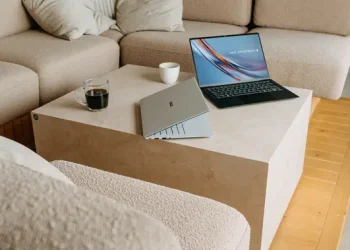 Laptop Bisnis AI Asus ExpertBook Ultra Rilis di Indonesia Disebut Kebal Maling Data