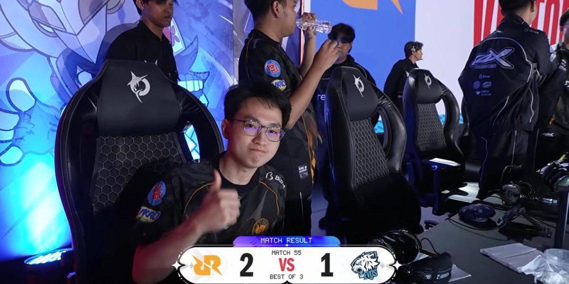 RRQ Hoshi Kalahkan EVOS, TLID Raih Tiket Playoff